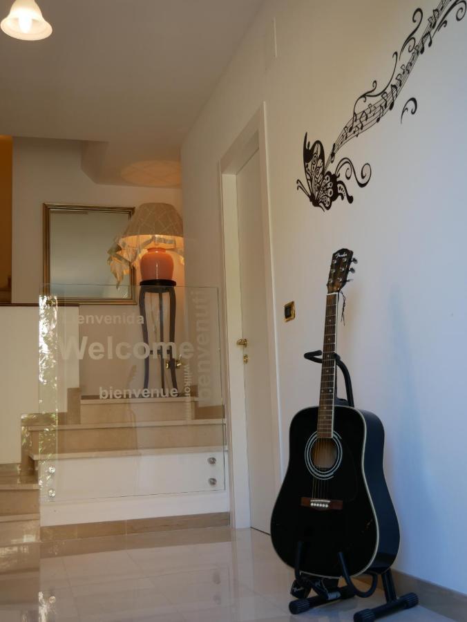 Donna Nicla B&B มาเตรา ภายนอก รูปภาพ