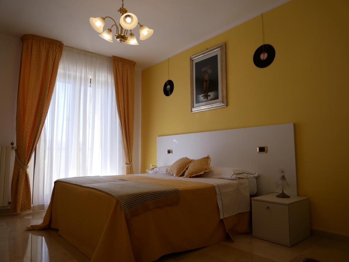 Donna Nicla B&B มาเตรา ภายนอก รูปภาพ
